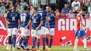 Resumen, goles y highlights del Girona 1 - 2 Betis de la jornada 37 de LaLiga Santander
