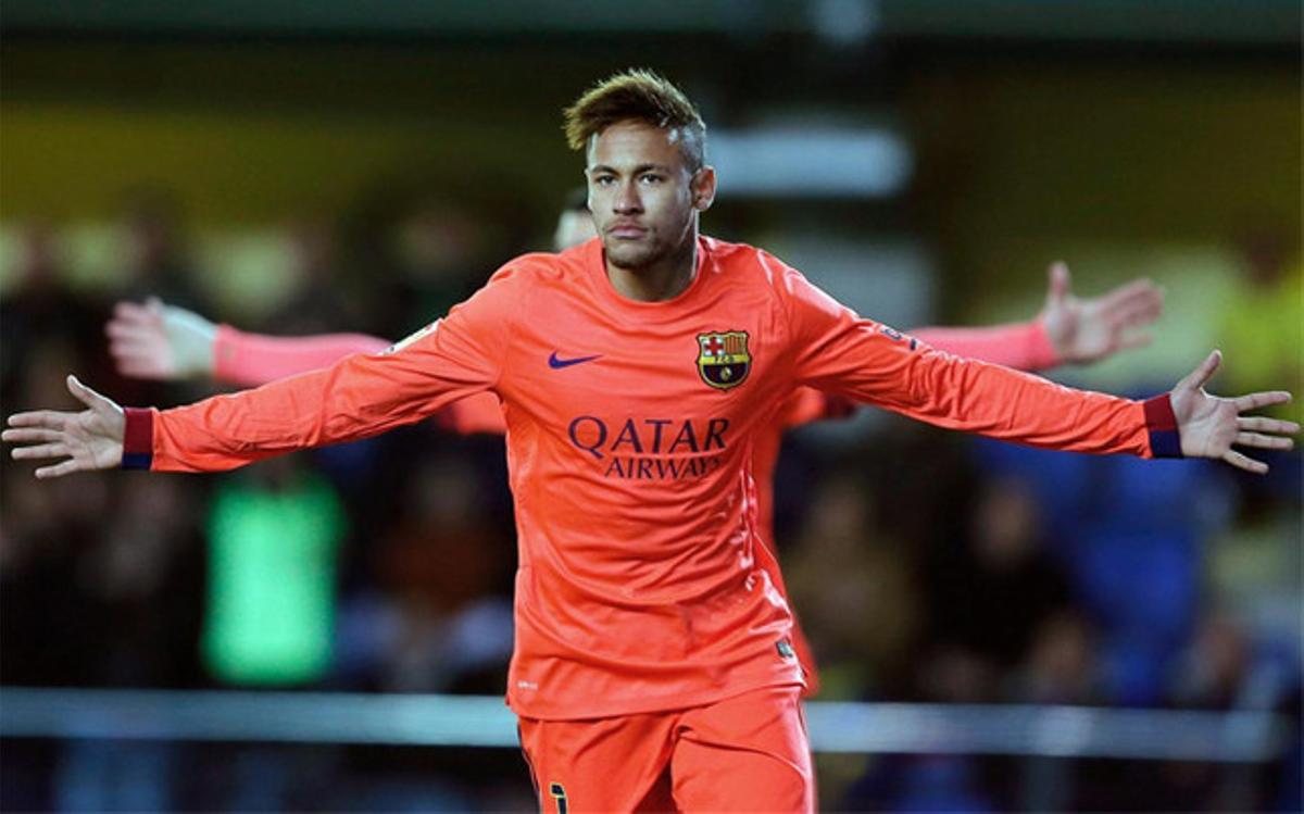 Neymar consigue 300 partidos oficiales sumando Santos y FC Barcelona