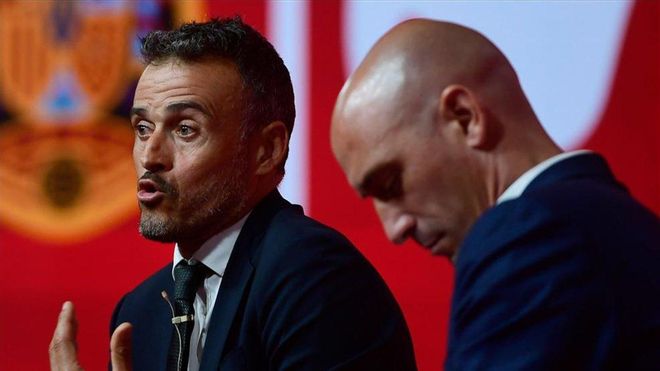Luis Enrique no continuará en el cargo. Lo anunciará Rubiales Luis Enrique no continuará en el cargo. Lo anunciará Rubiales