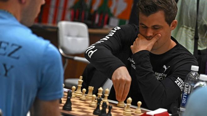 Carlsen inicia con victoria su debut en la Olimpiada de Ajedrez de la India