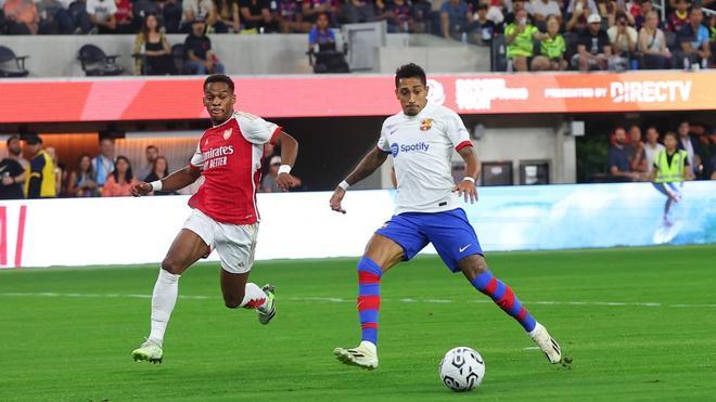 Raphinha marcó el segundo gol del partido contra el Arsenal