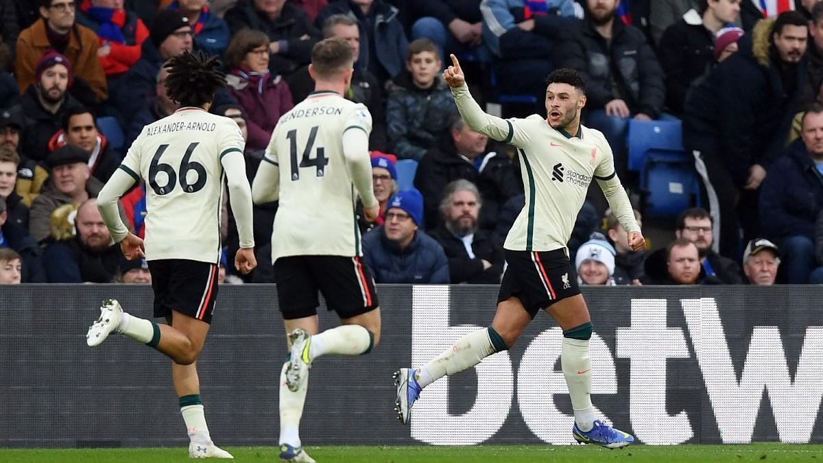 Oxlade-Chamberlain celebra el segundo gol del Liverpool ante el Crystal Palace