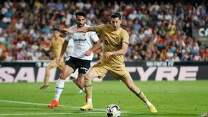 Resumen, highlights y goles del Valencia 0-1 Barça de la jornada 12 de LaLiga Santander