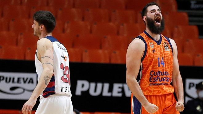 El Valencia sonrió y el Baskonia lloró El Valencia sonrió y el Baskonia lloró