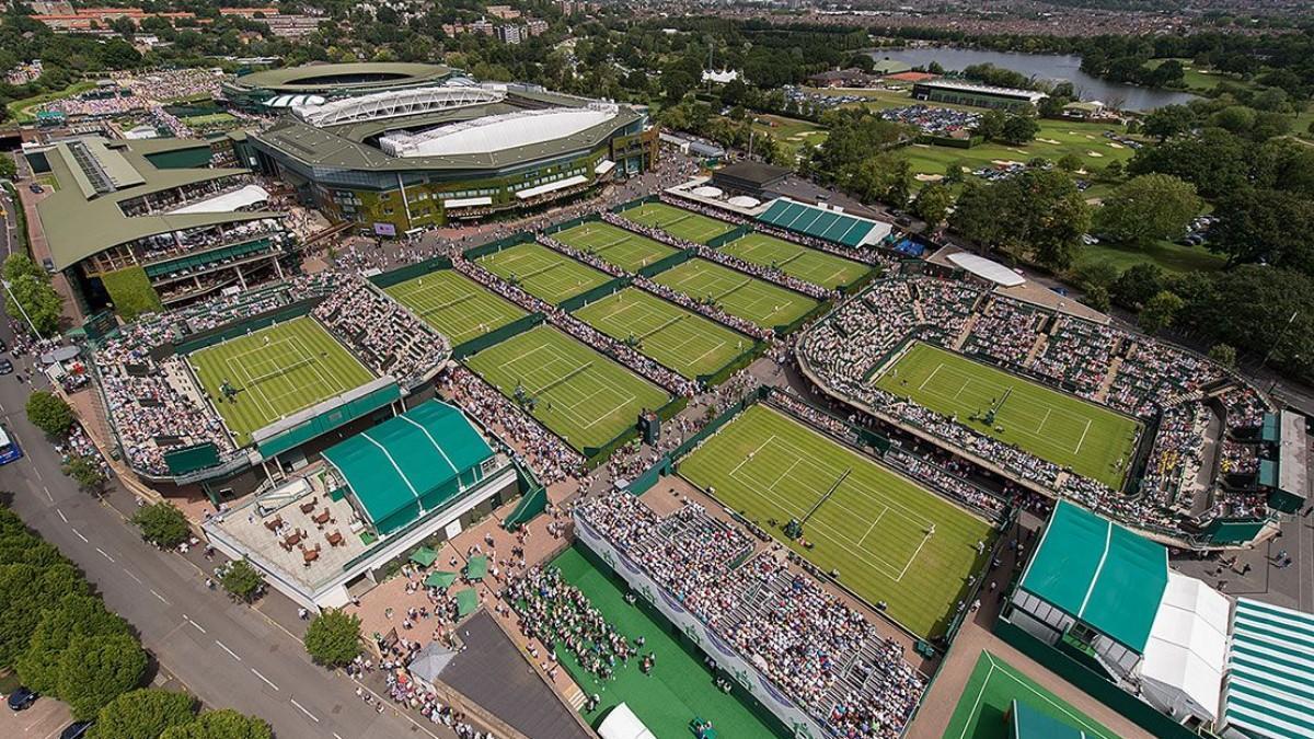 La pioggia ha causato il caos totale a Wimbledon