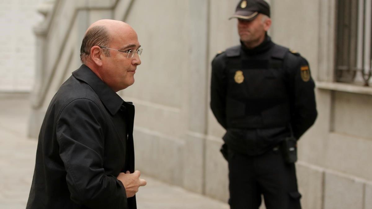 El coronel Diego Pérez de los Cobos, a su llegada a Tribunal Supremo a declarar en el juicio del procés, el 1 de febrero de 2018.