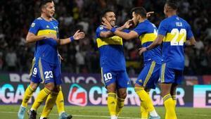 Los jugadores del Boca celebran su triunfo