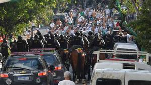 La Policía Militar cargó contra los hinchas del Palmeiras, en Sao Paulo