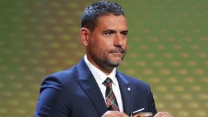 Andrés Palop considera que el objetivo del Sevilla es clasificarse para la Champions Andrés Palop considera que el objetivo del Sevilla es clasificarse para la Champions