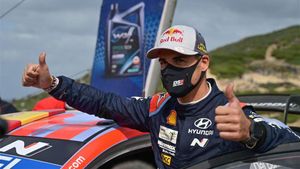 Sordo celebra su victoria Sordo celebra su victoria