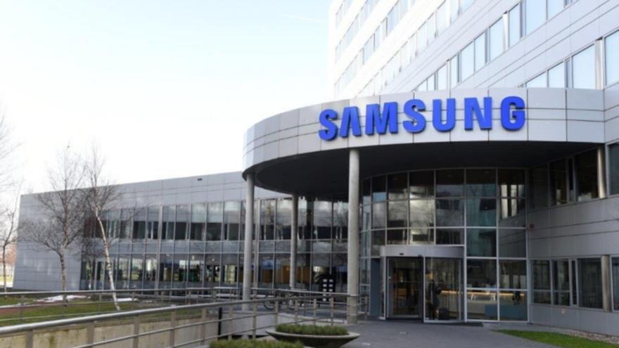 Samsung cierra una de sus fábricas por persona infectada de coronavirus
