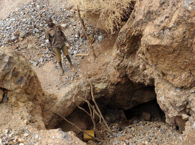 Una explosión en una mina en Burkina Faso deja al menos 59 fallecidos