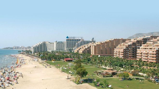 Seis intoxicados por cloro en el parque acuático de Marina d’Or, en Oropesa del Mar