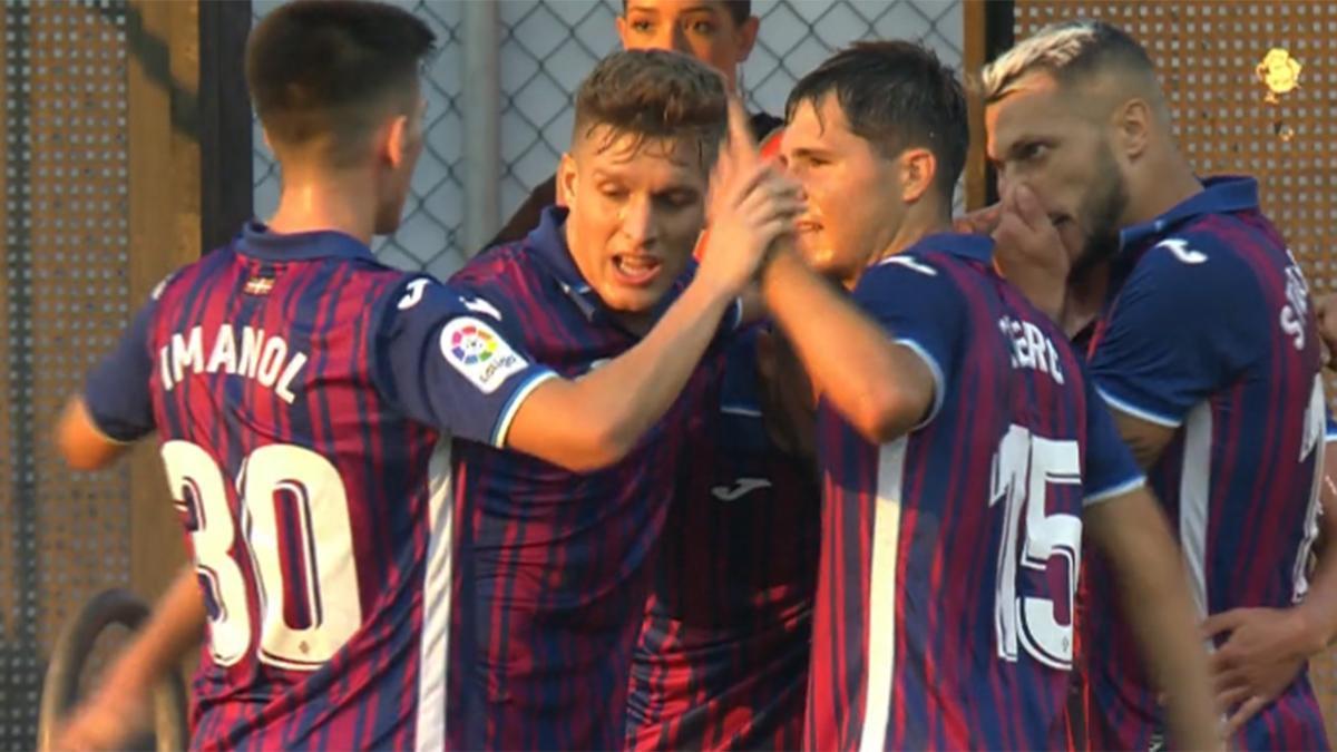 Villarreal B - Eibar | El Gol De Quique González