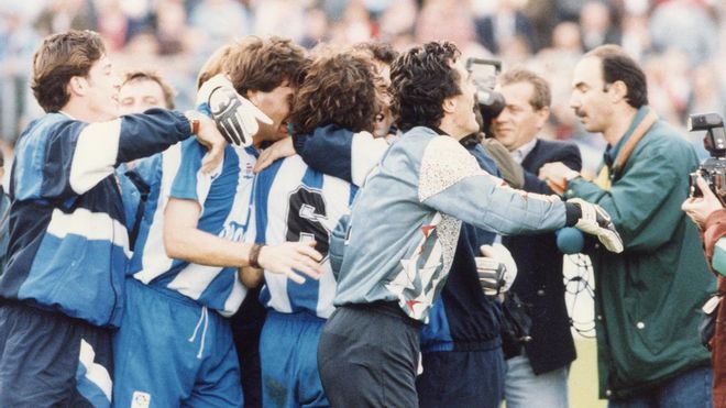 El último ascenso del Espanyol fue en 1994, tras ganar al Cádiz El último ascenso del Espanyol fue en 1994, tras ganar al Cádiz