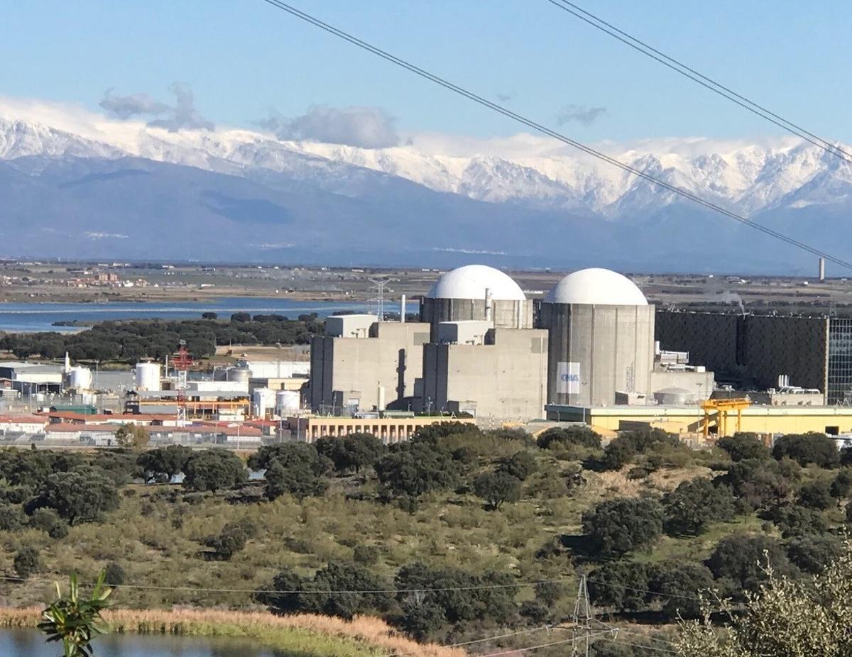 Las nucleares meten prisa al próximo Gobierno. Las nucleares meten prisa al próximo Gobierno.