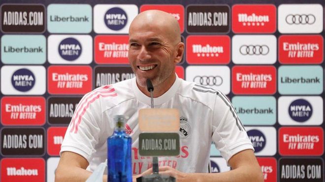 Zidane dará su opinión sobre la actualidad del Madrid y el duelo ante el Barça Zidane dará su opinión sobre la actualidad del Madrid y el duelo ante el Barça