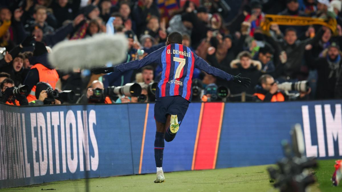 Dembélé celebrando su gol contra la Real Sociedad