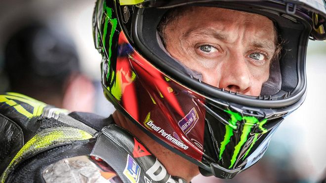Valentino Rossi medita su futuro Valentino Rossi medita su futuro