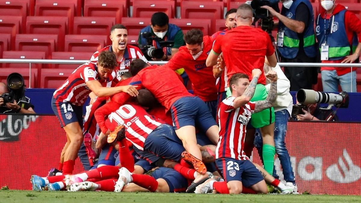 Con un milagroso gol de Suárez en el ocaso de la última fecha, el Atlético será campeón de liga en caso de vencer nuevamente