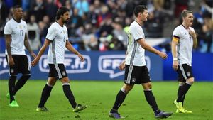 Los jugadores de la selección alemana durante el partido amistoso frente a Francia, en la noche de los atentados de París Los jugadores de la selección alemana durante el partido amistoso frente a Francia, en la noche de los atentados de París