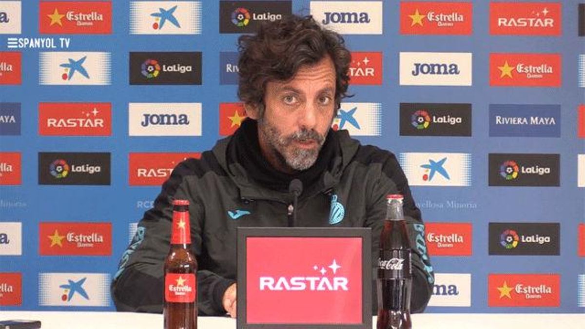 Quique Sánchez Flores, durante una conferencia de prensa Quique Sánchez Flores, durante una conferencia de prensa