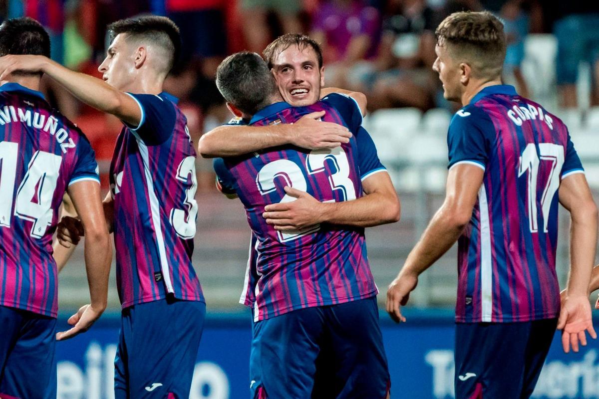 Resumen y goles del Eibar – Granada (4-0) partido de la jornada 5