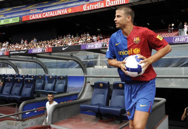 Në vitin 2008, në prezantimin me FC Barcelona