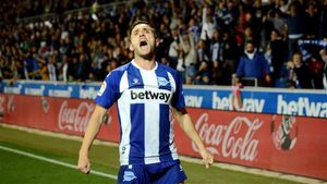 Lucas Pérez, delantero del Alavés Lucas Pérez, delantero del Alavés