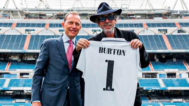 Tim Burton visita el Santiago Bernabéu