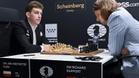 Cumbre en Madrid para saber quién reta al campeón de ajedrez Magnus Carlsen