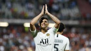 Thiago Silva completará la temporada con el PSG Thiago Silva completará la temporada con el PSG