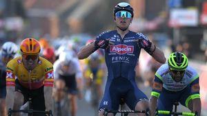Tim Merlier celebró el triunfo a lo grande Tim Merlier celebró el triunfo a lo grande