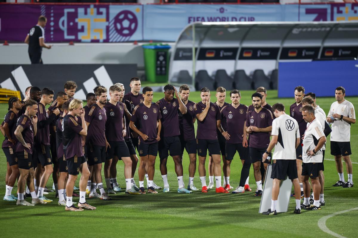 Entrenamiento oficial de la selección alemana previo a su encuentro contra España