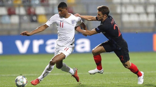 Rashford (izq) tuvo las más claras para Inglaterra Rashford (izq) tuvo las más claras para Inglaterra