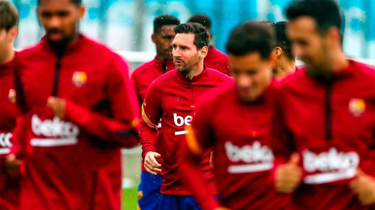 Messi ya entrena con el resto de sus compañeros