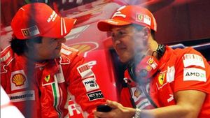 Massa y Schumacher en una imagen de 2008, cuando eran compañeros en Ferrari Massa y Schumacher en una imagen de 2008, cuando eran compañeros en Ferrari