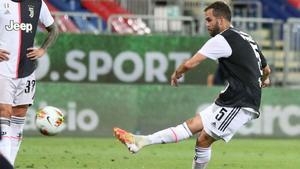 La falta de Pjanic que provocó un penalti a favor de la Juventus