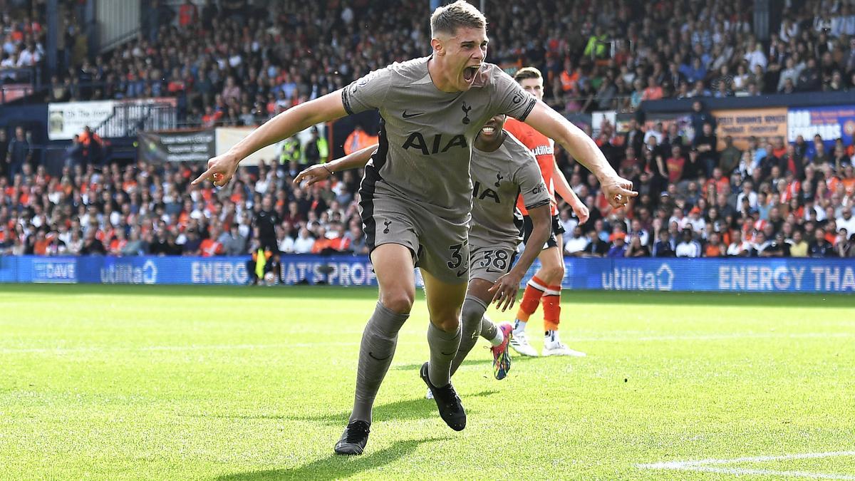 Tottenham’s Best Start to Premier League Since 60/61: Undefeated and Provisional Leaders