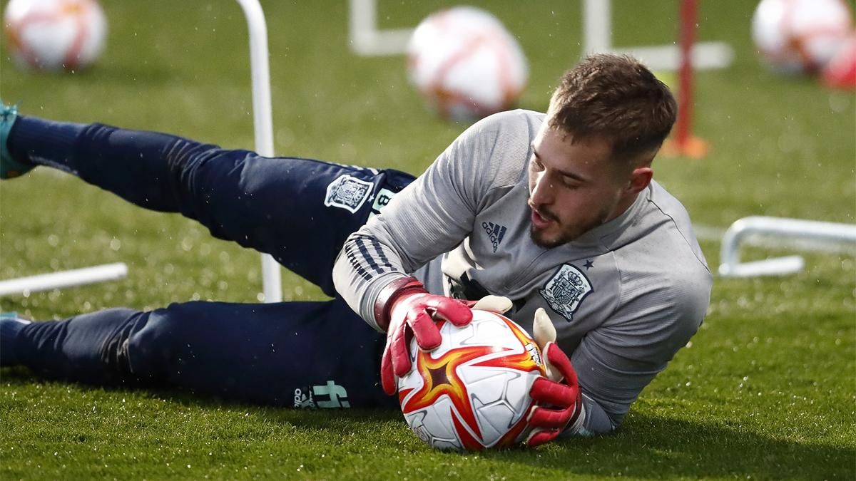 Arnau Tenas es el portero titular de la selección sub21 Arnau Tenas es el portero titular de la selección sub21