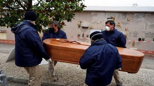 Fallece una mujer por coronavirus, y a los 10 días vuelve a su residencia Fallece una mujer por coronavirus, y a los 10 días vuelve a su residencia