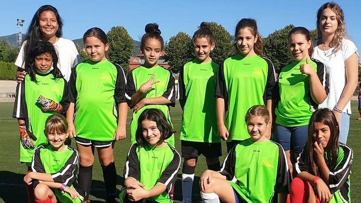 El equipo alevín femenino de la PB Gualba debuta esta temporada El equipo alevín femenino de la PB Gualba debuta esta temporada
