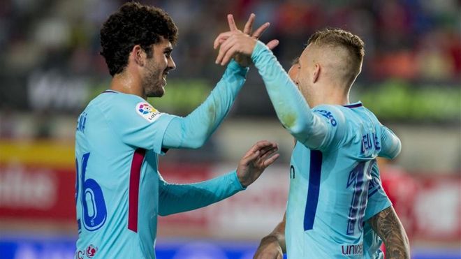 Aleñá, Alcácer y Deulofeu celebran el primer gol ante el Murcia Aleñá, Alcácer y Deulofeu celebran el primer gol ante el Murcia