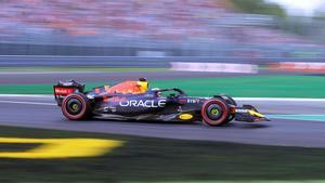 Verstappen, al frente en Monza
