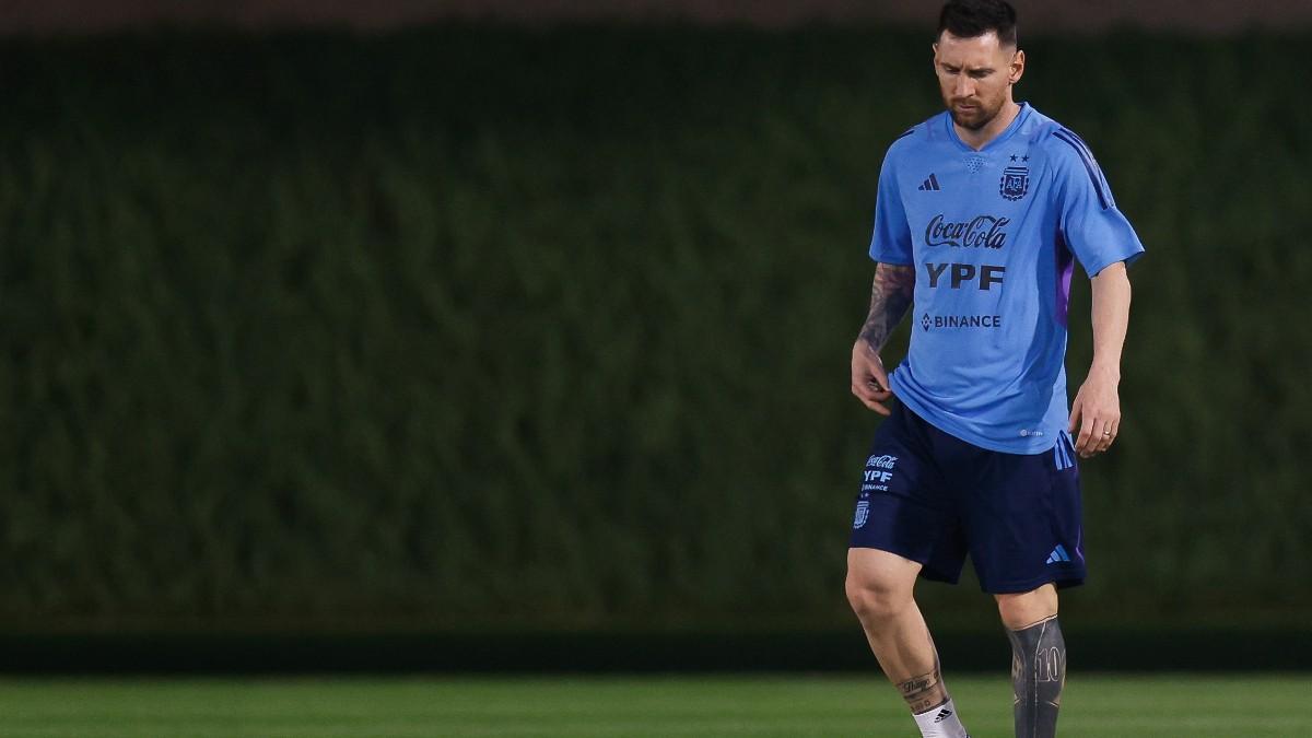 Leo Messi, en un entrenamiento con Argentina en Qatar