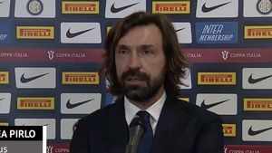 Pirlo, a pie de campo Pirlo, a pie de campo