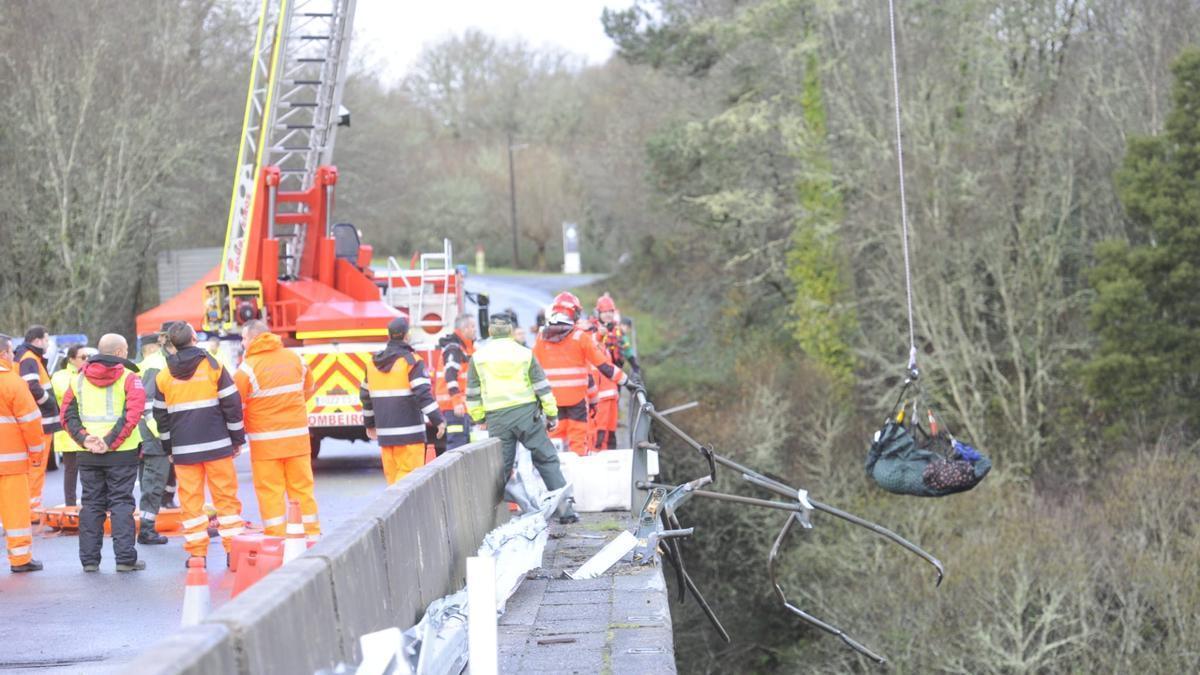 Así se desarrolló el operativo de emergencias tras el accidente en Pontevedra.