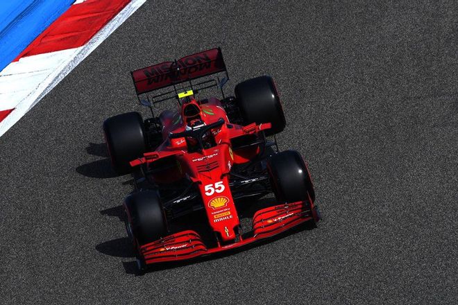 Sainz, en pista con el Ferrari SF21 Sainz, en pista con el Ferrari SF21