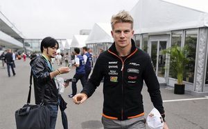 Hulkenberg, caminando por el circuito de Suzuka Hulkenberg, caminando por el circuito de Suzuka