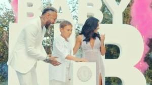 Neymar y su novia serán padres de una menina